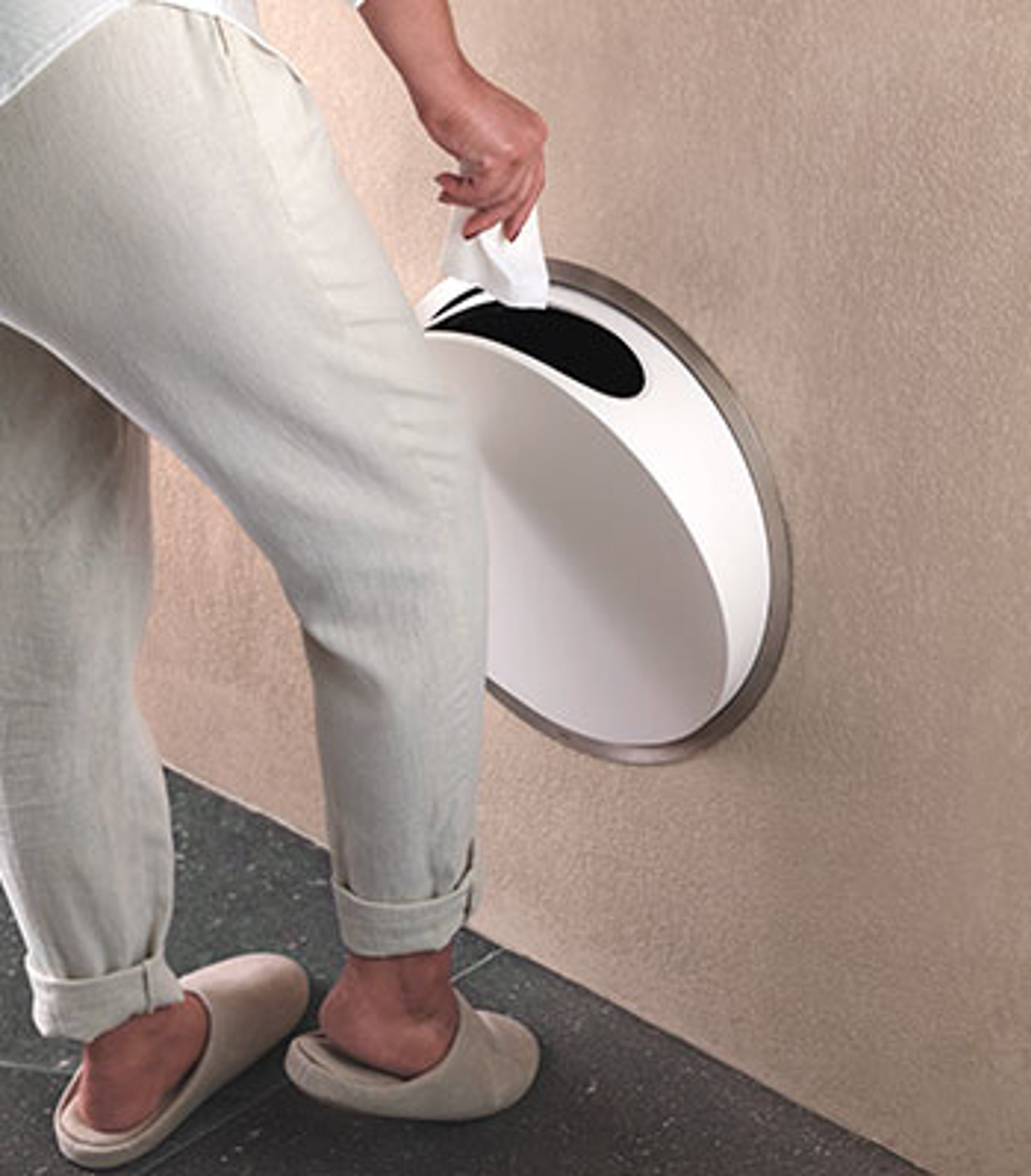 RS1 Built-In Waste Bin by VOLA